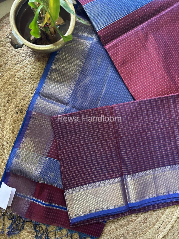 Maheshwari Violet Zari Checks Saree ZCHX250